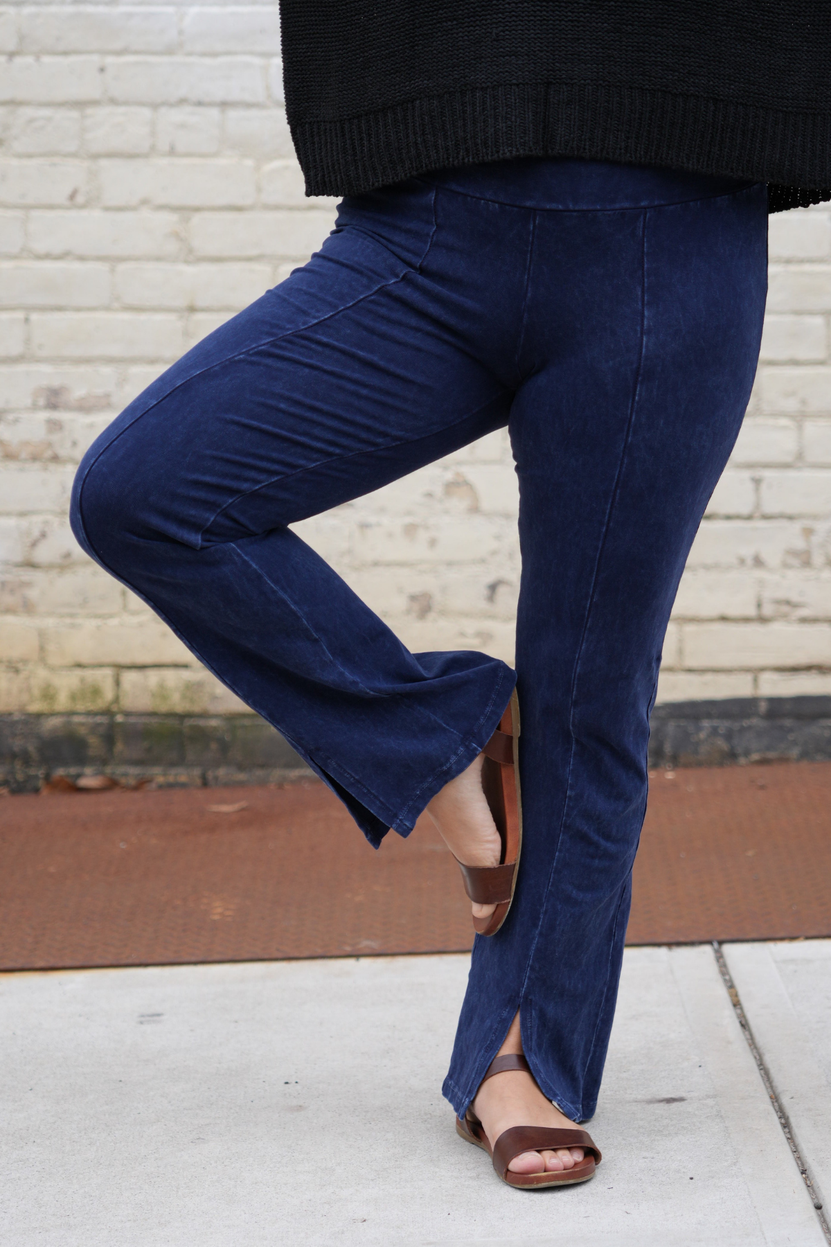 Front Slit Leggings