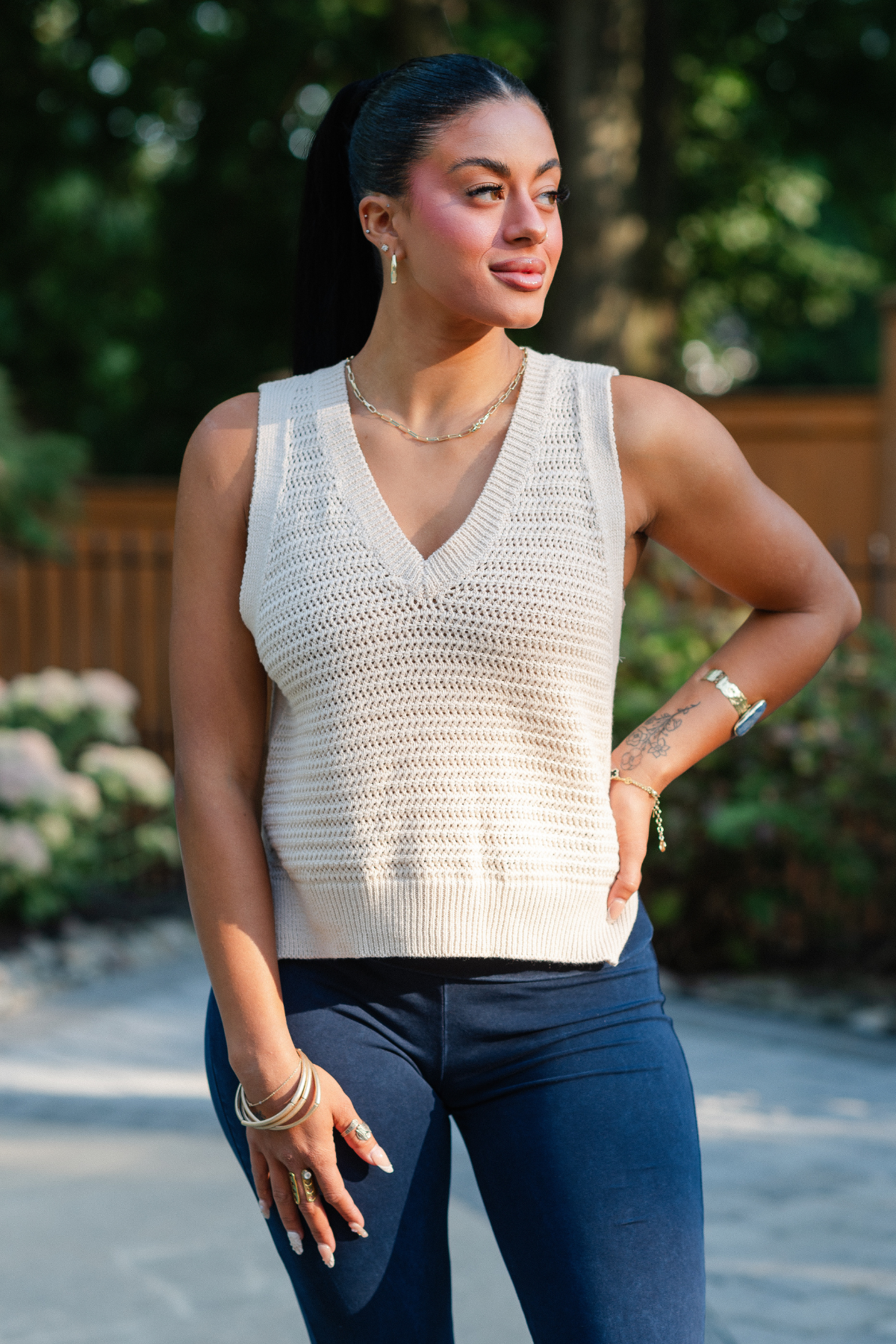 Knit V Neck Sleeveless Top